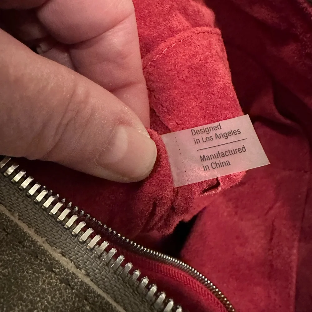 NWT Hammitt Daniel Pewter/Silver Shoulder Bag with EUC Benjamin slim Wallet - Picture 9 of 15